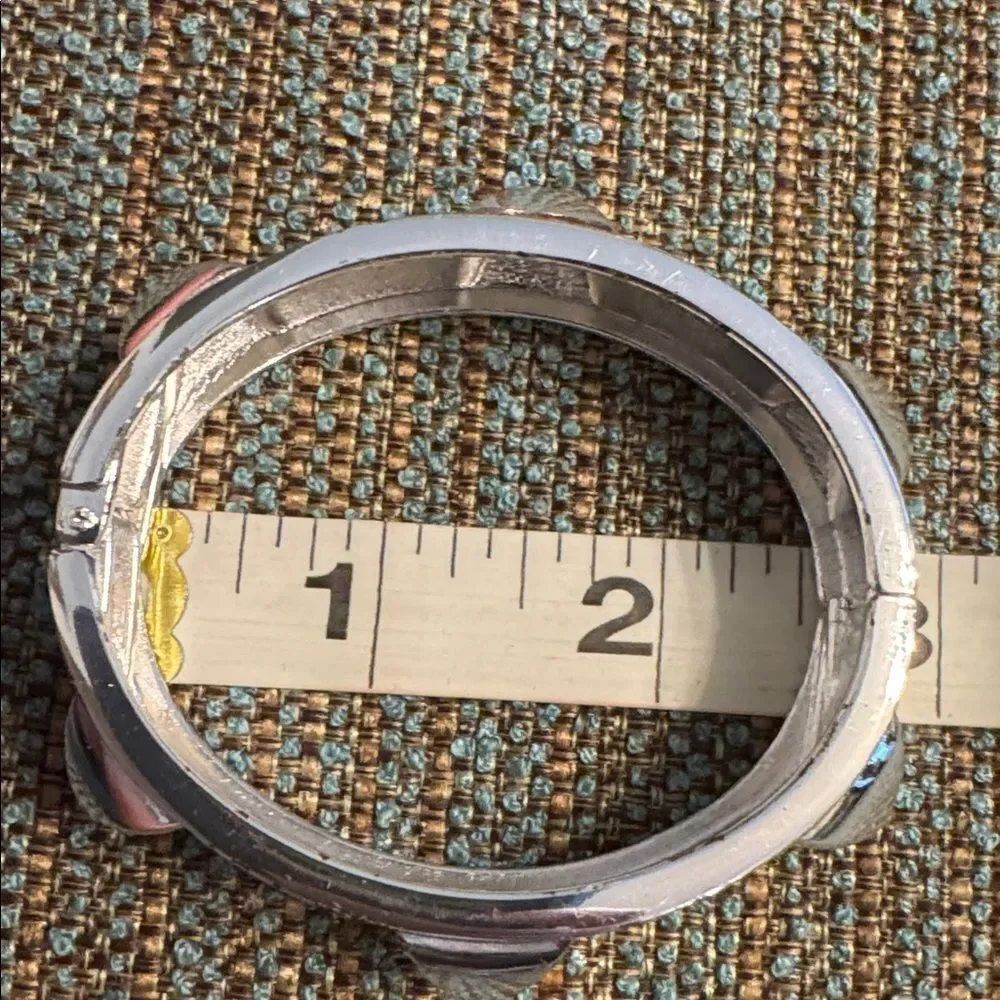 3006‎ Yellow bracelet See pics for conditions